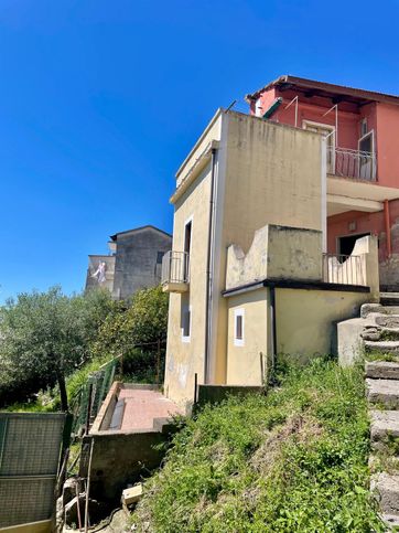 Rustico/casale in residenziale in Località Torello