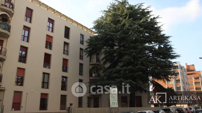 Appartamento in residenziale in Via Pola 8