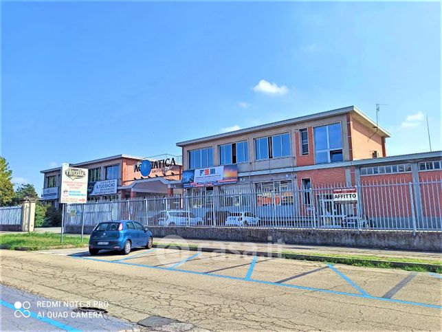 Ufficio in commerciale in Corso Garibaldi 207