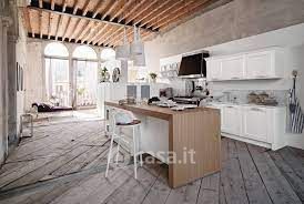 Appartamento in residenziale in Via L.da Vinci 5