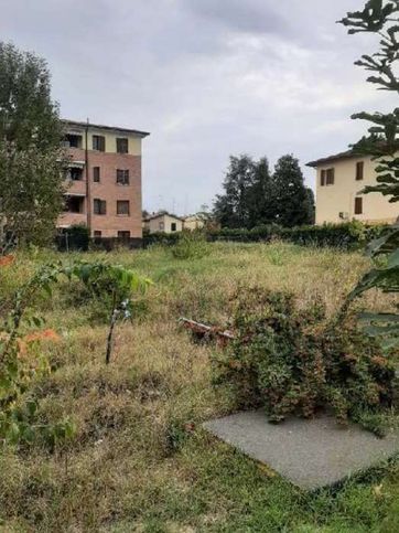 Terreno edificabile in residenziale in Via Diego Paderni