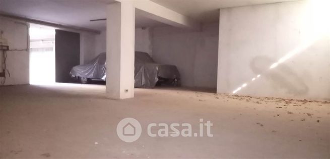 Box/posto auto in residenziale in 