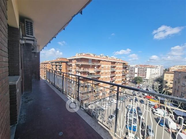 Appartamento in residenziale in Via del Quadraro