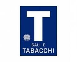 Attivitã /licenza (con o senza mura) in commerciale in Piazzale Francesco Accursio