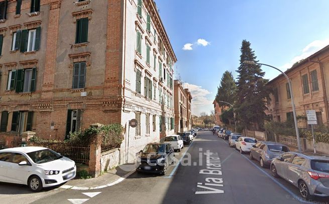 Appartamento in residenziale in Via Bramante 5