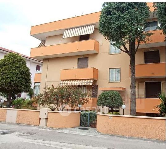 Appartamento in residenziale in Via Tiziano