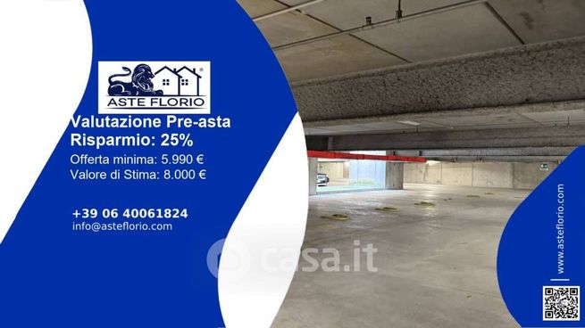 Box/posto auto in residenziale in Piazzale Guglielmo Marconi 7