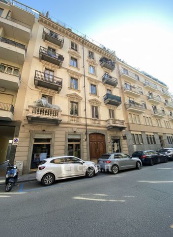 Appartamento in residenziale in Via San Secondo 45
