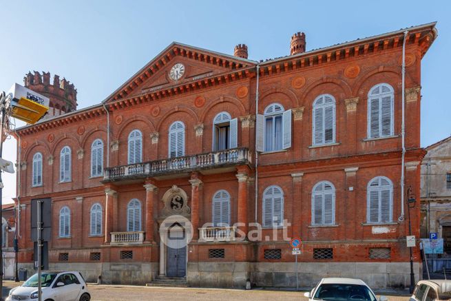 Rustico/casale in residenziale in Piazza Martiri della Libertà