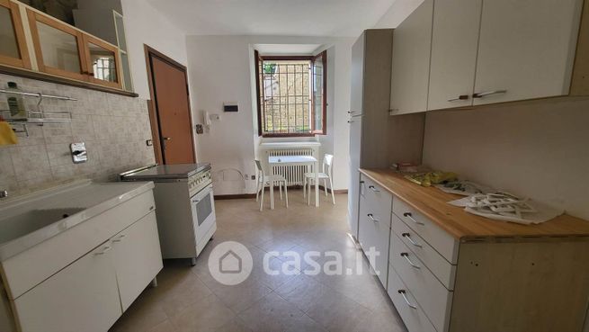 Appartamento in residenziale in Via Roma 81 -68