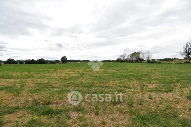 Terreno agricolo in commerciale in Via Ghiaie Superiori 18