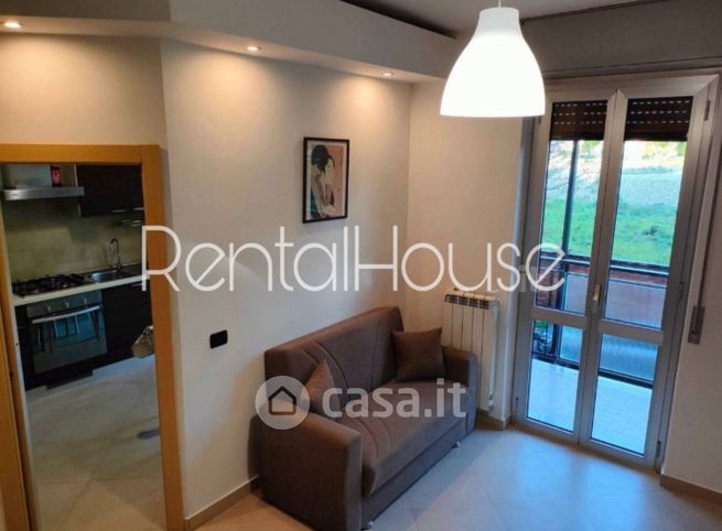 Appartamento in residenziale in Via Petrarca Francesco