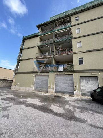 Box/posto auto in residenziale in Via Filisto