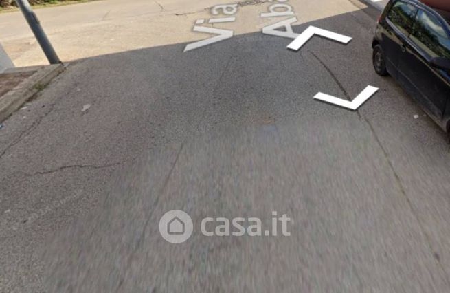 Box/posto auto in residenziale in Via Padre Luigi Abatangelo
