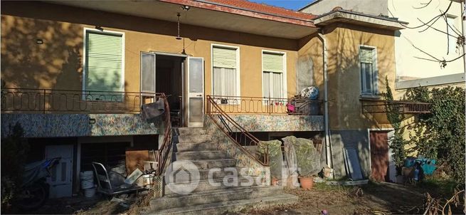 Appartamento in residenziale in Via Mondetti