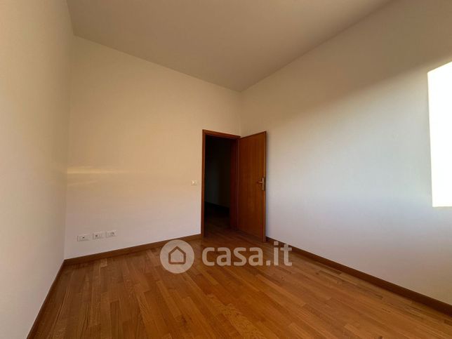 Appartamento in residenziale in Viale Adua