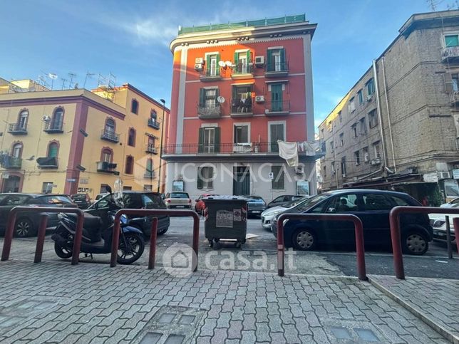 Appartamento in residenziale in Via Cumana 14