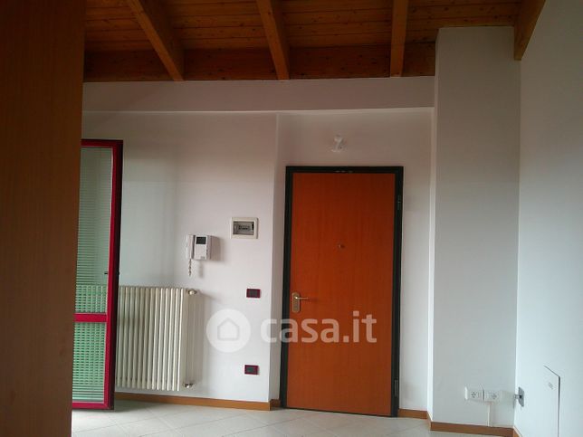 Ufficio in commerciale in Via A. Einstein 11
