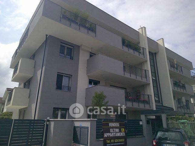 Appartamento in residenziale in Via Arluno 17