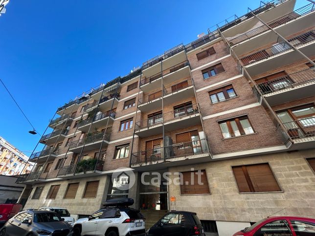 Appartamento in residenziale in Via Riccardo Sineo 7 -/4