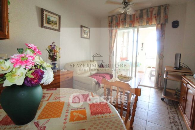 Appartamento in residenziale in Via Ermete Zacconi