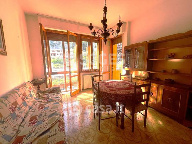 Appartamento in residenziale in Via A. Cinti