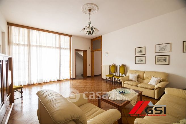 Villa in residenziale in Via Badoglio 5