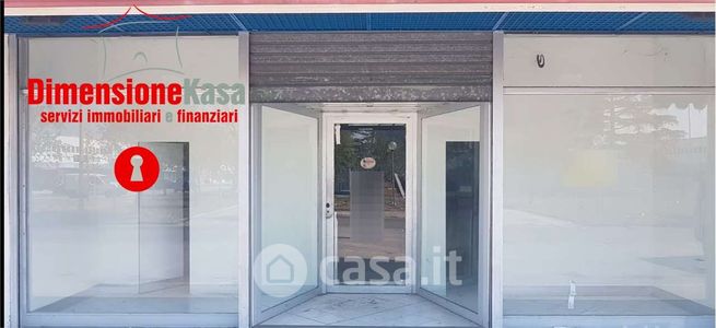 Capannone in commerciale in Via Boscofangone