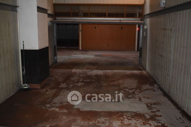 Garage/posto auto in residenziale in Via Teramo