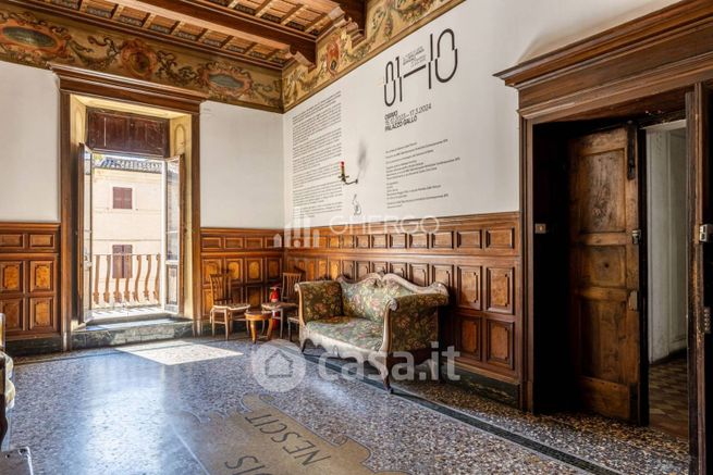 Appartamento in residenziale in Piazza Dante 6