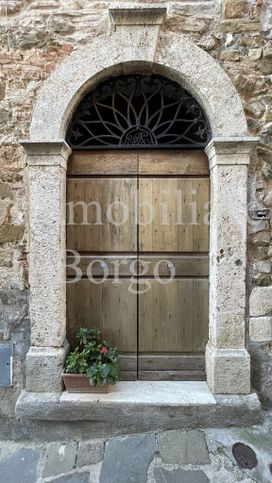 Appartamento in residenziale in Via Italia in Montemerano