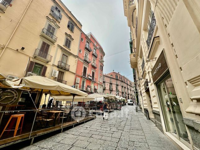 Appartamento in residenziale in Piazza Giulio Rodinò 18