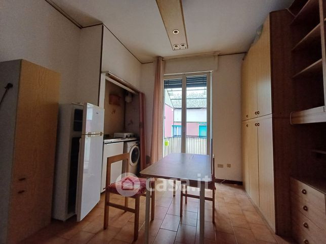 Appartamento in residenziale in Via Enea Salmeggia 8