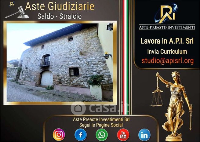 Appartamento in residenziale in Vicolo del Poggio 9
