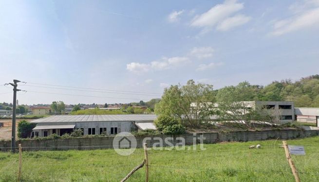 Capannone in commerciale in Via Vittorio Emanuele 2