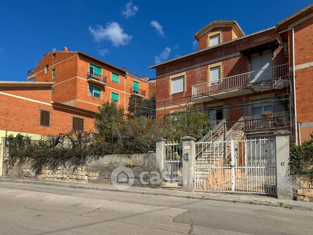 Appartamento in residenziale in Via Mario Carboni 20