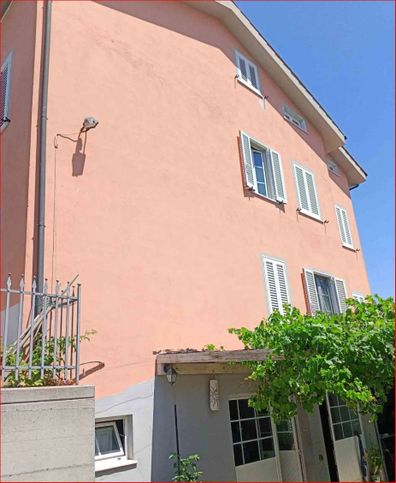 Villetta a schiera in residenziale in Via Fossanuova 171