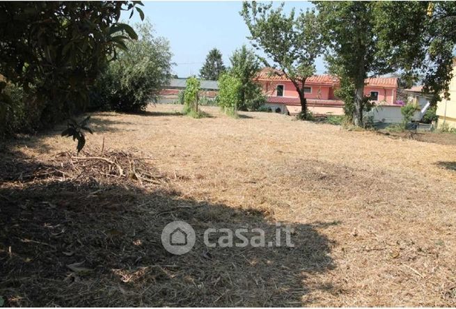 Terreno agricolo in commerciale in Via Crocello