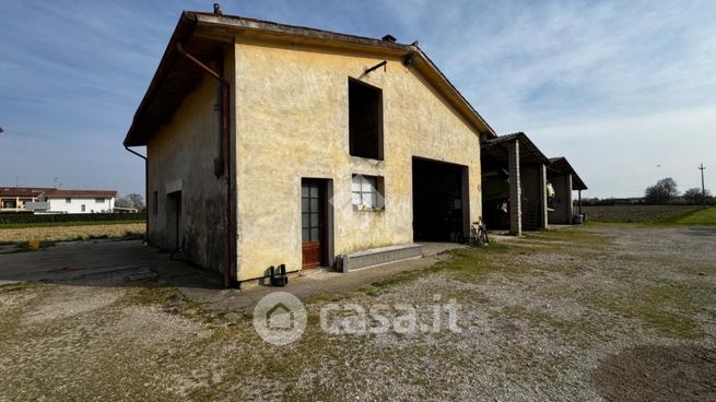 Terreno edificabile in residenziale in Via Peschiere 1