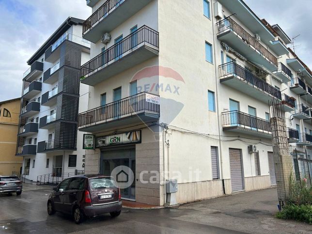 Appartamento in residenziale in Via Cosenz 81