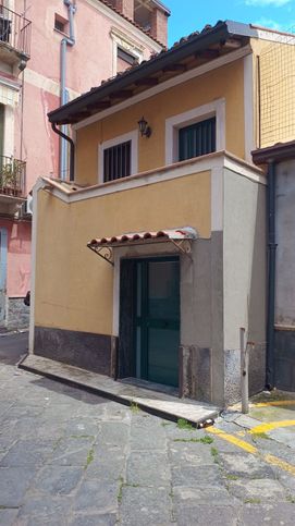 Casa indipendente in residenziale in Via Cardillo 2