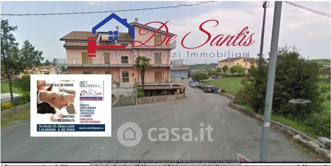 Capannone in commerciale in Via Latina 110 -106