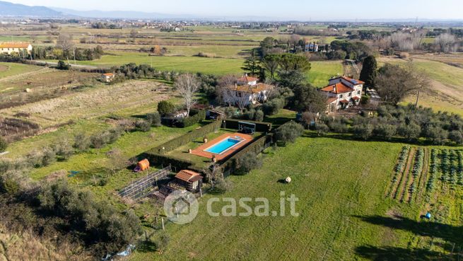 Villa in residenziale in Via Poggio alla Farnia 2