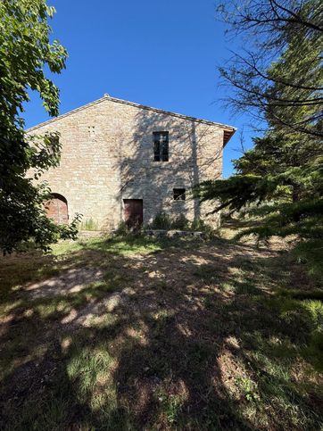 Casa indipendente in residenziale in Via di Mezzo