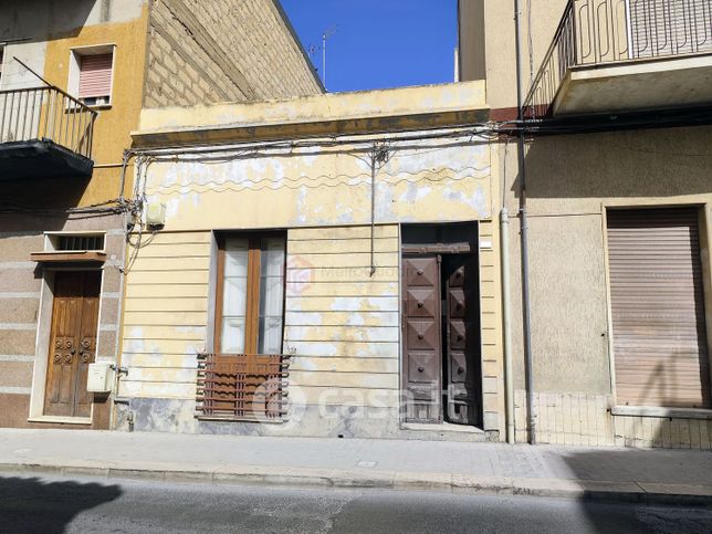 Casa indipendente in residenziale in Via Ruggero Settimo