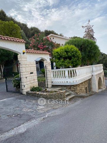 Appartamento in residenziale in Via Conca Verde 14