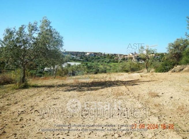 Terreno edificabile in residenziale in Contrada Gravina