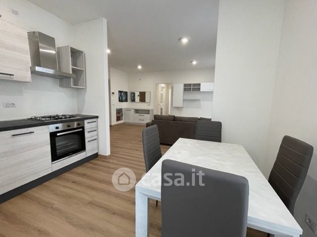 Appartamento in residenziale in Via Trento 52