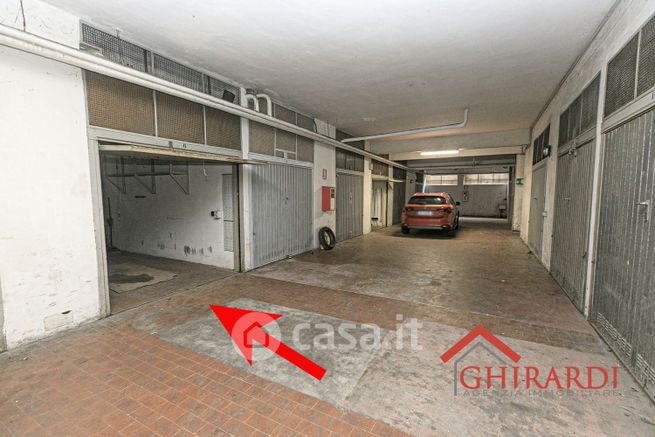 Box/posto auto in residenziale in Via Giovanni Battista Torre 17