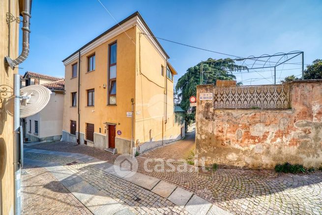 Villa in residenziale in Via al Castello 29